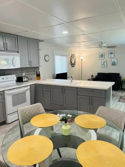 Mobile Home at 8600 East Broadway Rd Mesa, AZ 85208