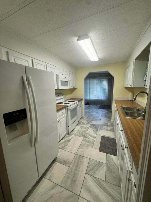 1985 Mobile Home