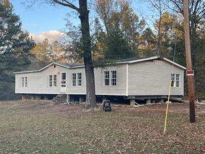 Mobile Home at 20394 Highway 55 Sterrett, AL 35147