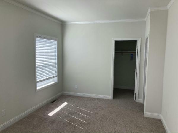 2024 Skyline Stone Harbor V3 7213-C Manufactured Home