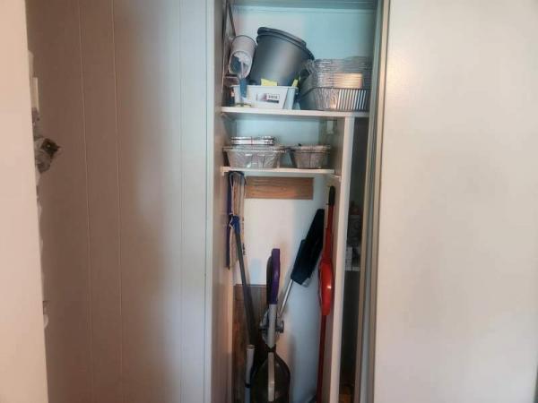 1984 Palm Harbor Manufactured Home