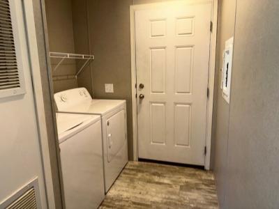 Photo 2 of 7 of home located at 1857 Bloomfield Monroe, MI 48161