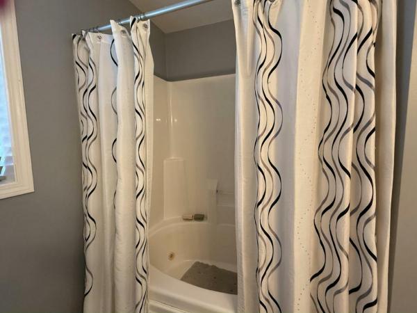 1996 Hi Tech Sarazan Manufactured Home