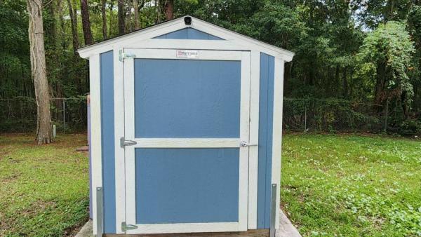 2022 Champion Signature Series - 1/2 porch Manufactured Home