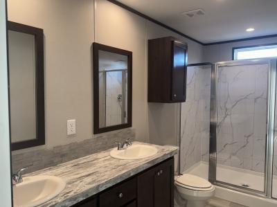 Photo 4 of 6 of home located at 10414 W Xavier Ct Conroe, TX 77303