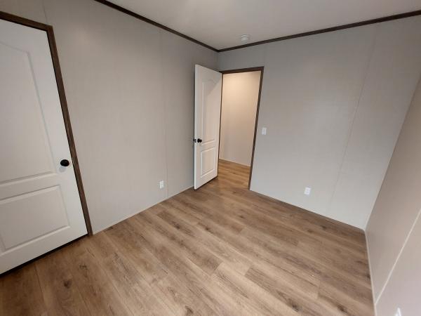2024 CLAYTON 31RSV16763X Mobile Home