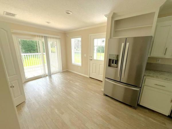 2025 Jacobsen Homes Raleigh w/ Rear Porch - UNDERGROUND 9/5 Mobile Home