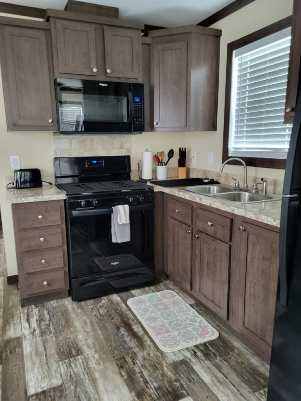 Photo 2 of 2 of home located at 602 N. Victoria Road Rv3259 Donna, TX 78537