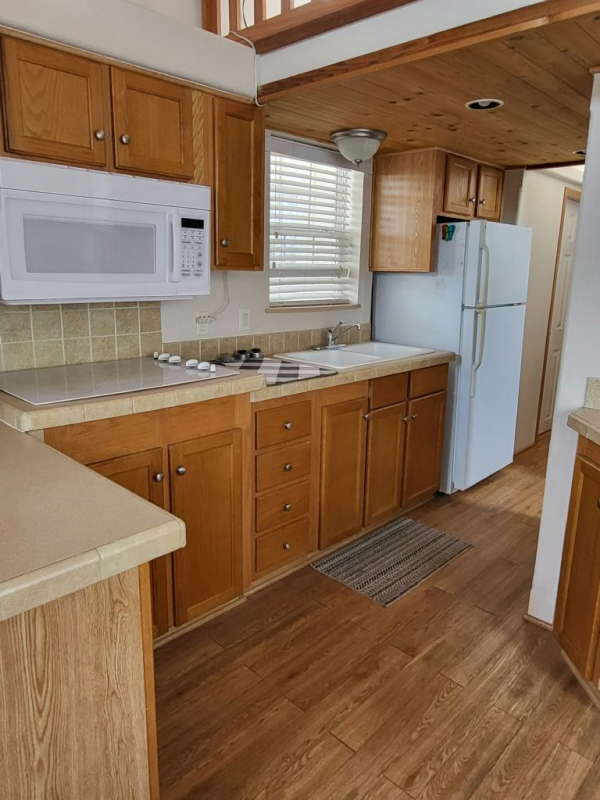 2006 Athens CT Park Model Mobile Home