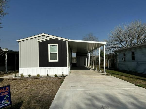 Photo 1 of 2 of home located at 602 N. Victoria Road Mh54 Donna, TX 78537