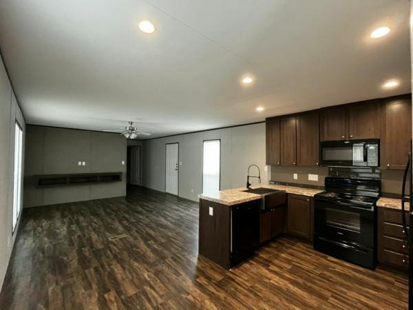 2024 Champion - Burleson Laredo Mobile Home