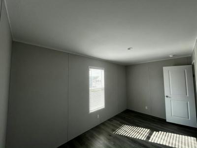 Photo 4 of 11 of home located at 602 N. Victoria Road Mh243 Donna, TX 78537