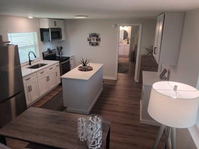 Photo 3 of 8 of home located at 262 Norwich Ln Melbourne Beach, FL 32951
