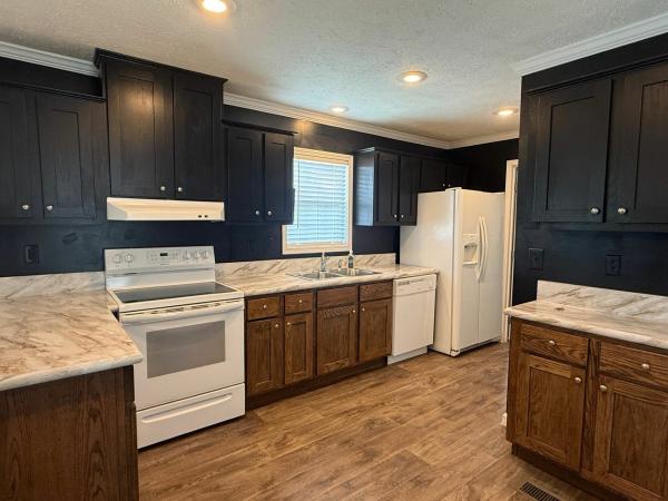 2020 27Y Mobile Home