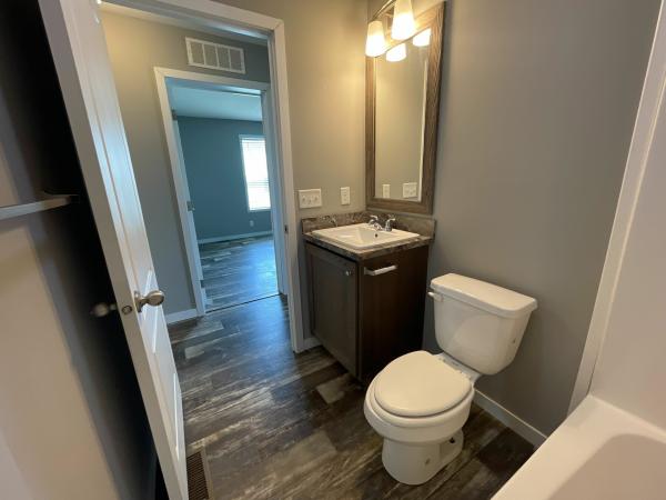 2021 Clayton - Middlebury Mobile Home