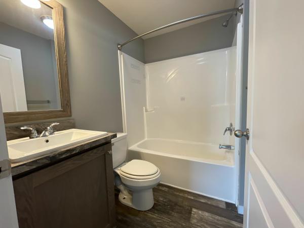 2021 Clayton - Middlebury Mobile Home