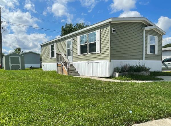 2021 Clayton - Middlebury Mobile Home