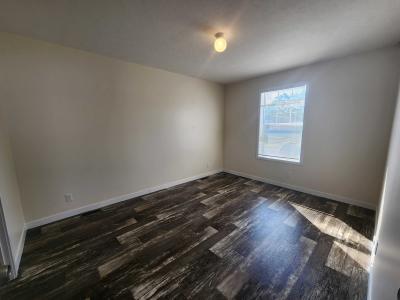 Photo 4 of 34 of home located at 4513 Spruce Court #485 Clarkston, MI 48348