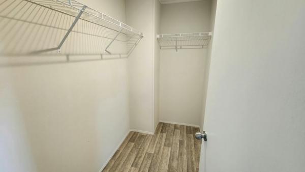 2021 CHAMPION SIGNATURE SERIES Manufactured Home