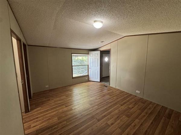 2015 BP-1672-32B  Home