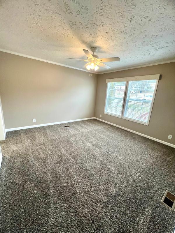 2019 Clayton Homes Inc Yes Mobile Home