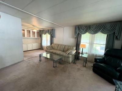 Photo 3 of 10 of home located at 5091 W Tothill Cir Sterling Heights, MI 48310