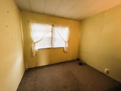 Photo 4 of 10 of home located at 5091 W Tothill Cir Sterling Heights, MI 48310