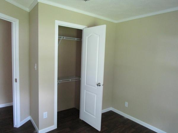 2016 Southern Energy Homes Community Series Mobile Home