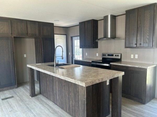 2017 31RSV16763XH17 Mobile Home