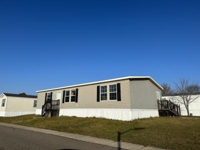 Photo 3 of 7 of home located at 4245 W. Jolly Rd. Lot #287 Lansing, MI 48911