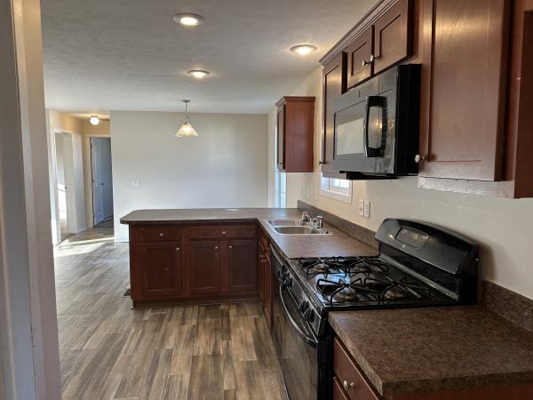 2012 CREST Mobile Home
