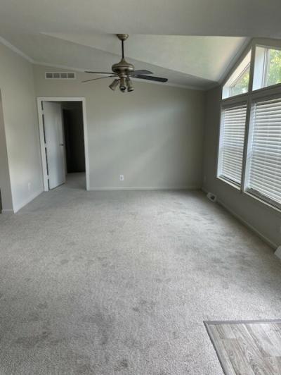 Photo 4 of 14 of home located at 28007 Charlemagne #4 Romulus, MI 48174