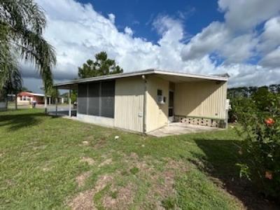 Photo 5 of 17 of home located at 99 Lily Fruitland Park, FL 34731