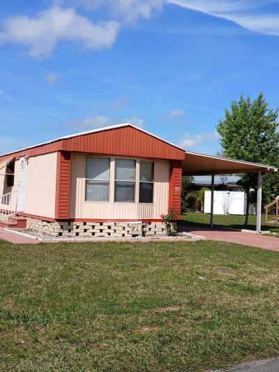 Photo 3 of 10 of home located at 103 Lily Drive Fruitland Park, FL 34731