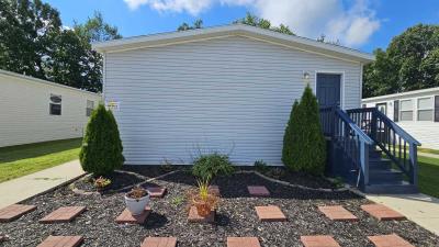 Photo 2 of 44 of home located at 24161 Senate Dr Flat Rock, MI 48134