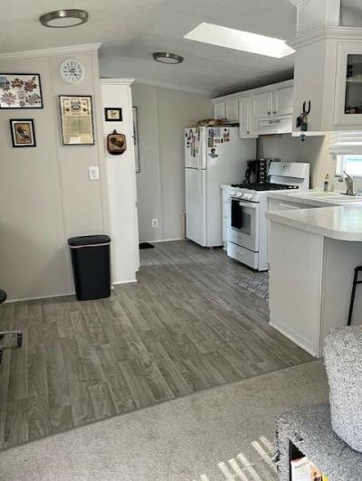 Photo 3 of 11 of home located at 27550 Dupre #432 Romulus, MI 48174