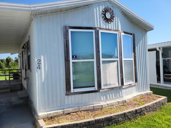 1986 SCHU Mobile Home For Sale