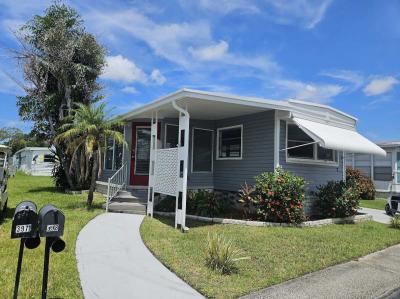 Photo 2 of 18 of home located at 9925 Ulmerton Rd., #398 Largo, FL 33771