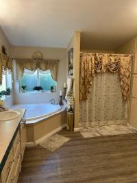 2000 Fleetwood Sunpointe Manufactured Home