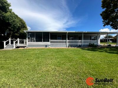 Photo 4 of 76 of home located at 9701 E Hwy 25 Lot 120 Belleview, FL 34420