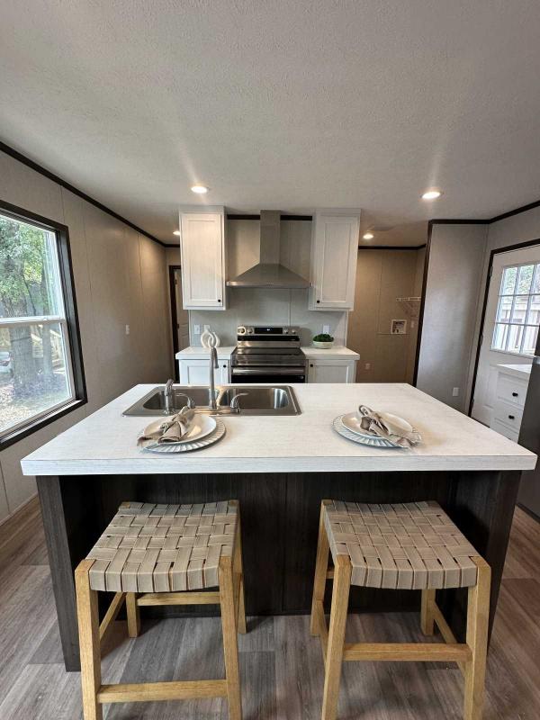 2024 Clayton 35MYO16562AH24 Mobile Home