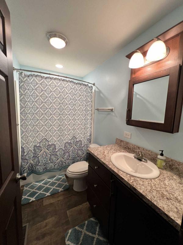 2018 Commodore Manufactured Home