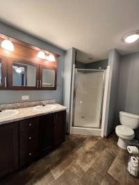 2018 Commodore Manufactured Home