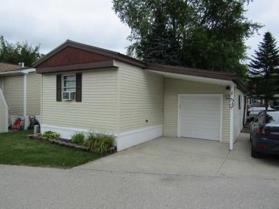 Photo 2 of 17 of home located at 2792 S Tamarac Ludington, MI 49431