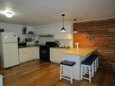 Photo 4 of 17 of home located at 2792 S Tamarac Ludington, MI 49431