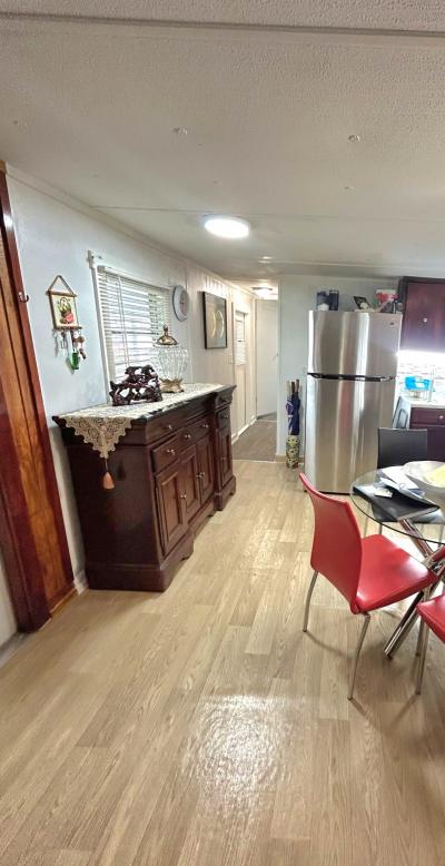 Photo 5 of 14 of home located at 5151 4th St N Saint Petersburg, FL 33703
