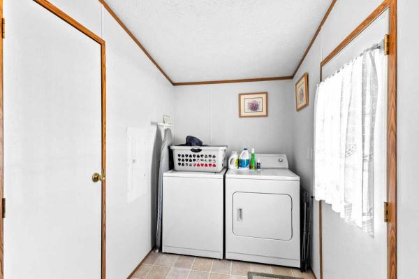 2004 Clayton Mountaineer Manufactured Home