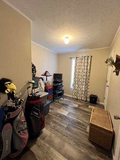Photo 5 of 8 of home located at 18 Nicklaus Ave Nevada, IA 50201