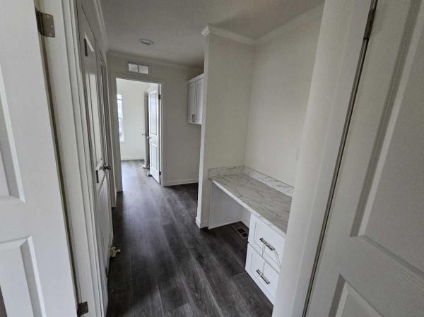 2025 MidCountry Westlake-16763 Manufactured Home