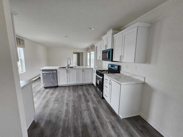 2025 MidCountry Westlake-16763 Manufactured Home